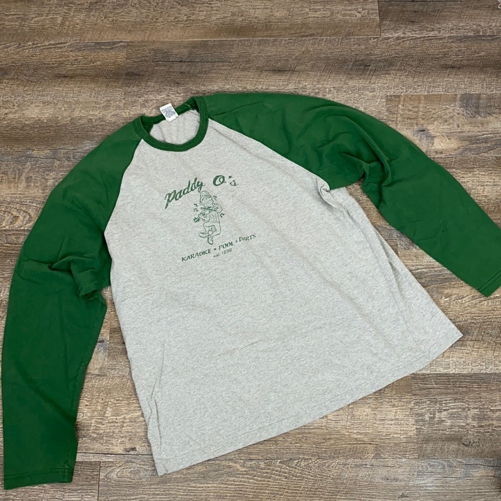 Mens Old Navy St Patrick Day long Sleeve Shirt XL